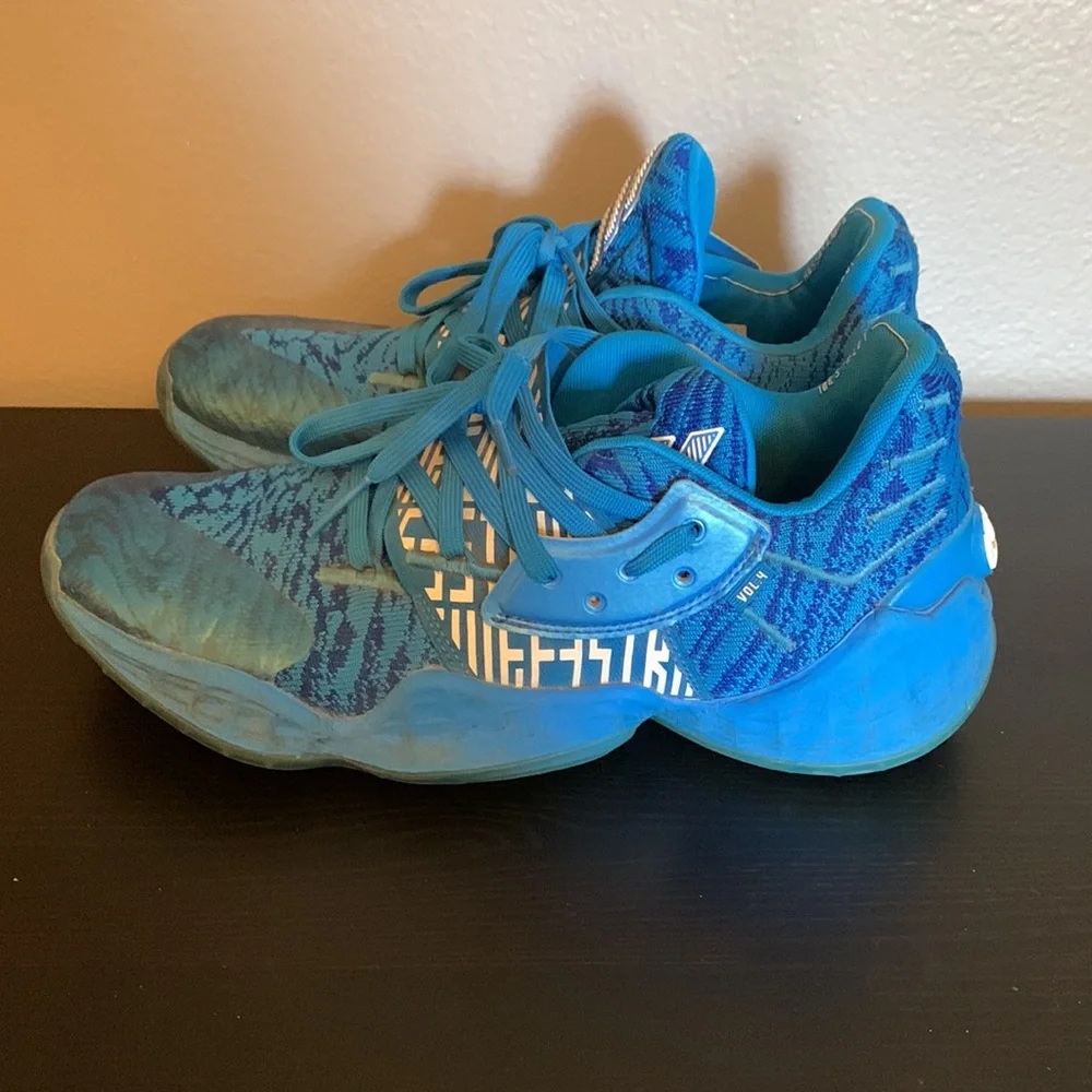 James Harden Vol. 4 - Picture 3 of 6